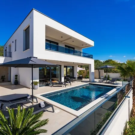 Luxury Spectrum Pool 32m2 Sauna Вилла Поседарье