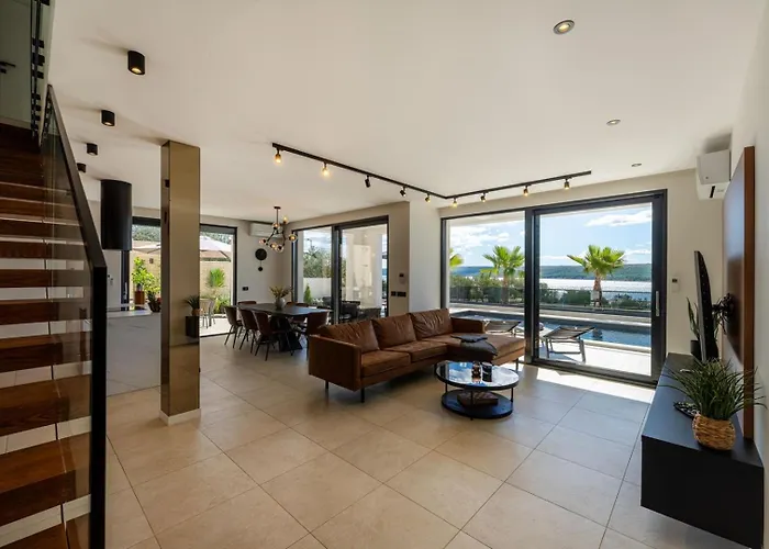 Вилла Luxury Spectrum Pool 32m2 Sauna *