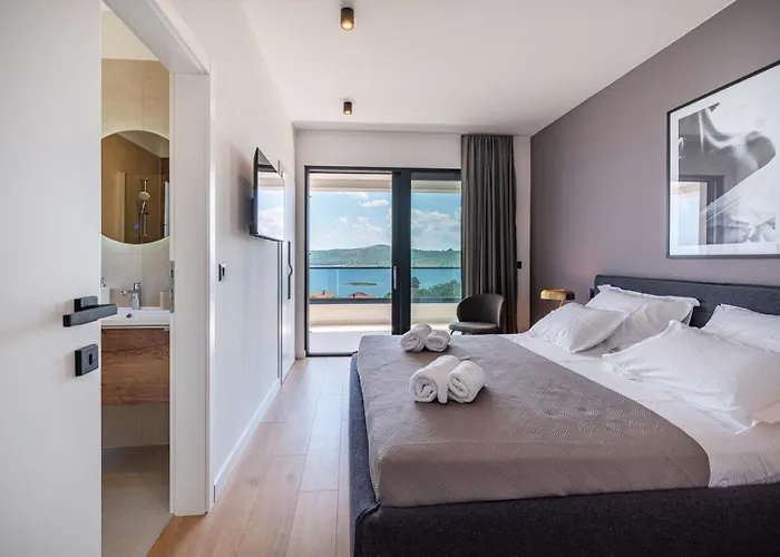 Вилла Luxury Spectrum Pool 32m2 Sauna *