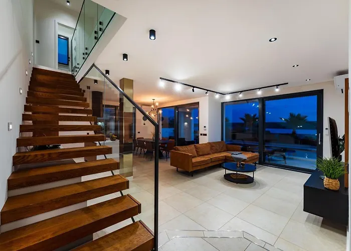 Вилла Luxury Spectrum Pool 32m2 Sauna *