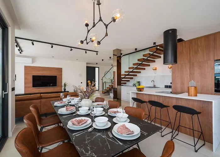 Luxury Spectrum Pool 32m2 Sauna Вилла *