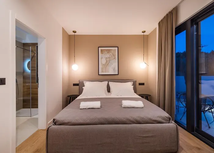 Vila Luxury Spectrum Pool 32m2 Sauna Posedarje